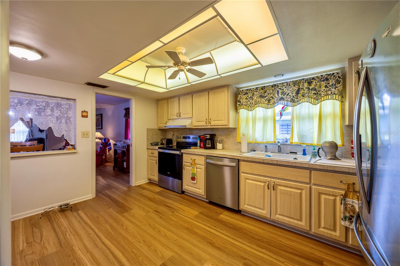 5585 PENDLEWOOD LANE