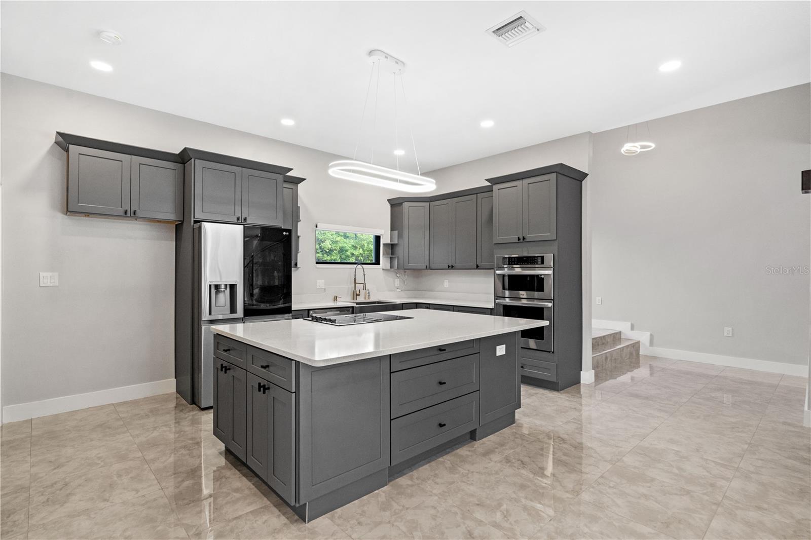FOREST SLOPES-511 - Residential
