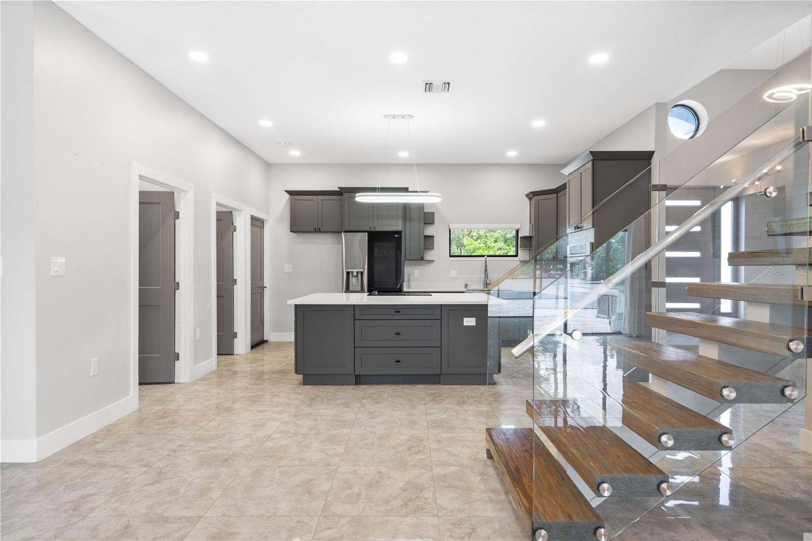 FOREST SLOPES-511 - Residential