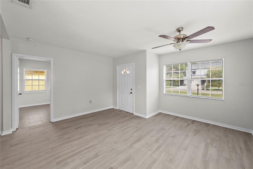Photo of 2902 W Leila Avenue, Tampa, FL 33611 (MLS # TB8533830)
