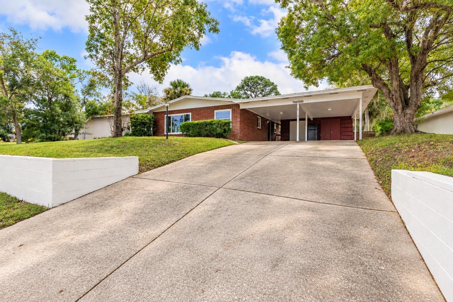 14 LEE DRIVE
