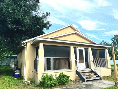 A home in TAMPA