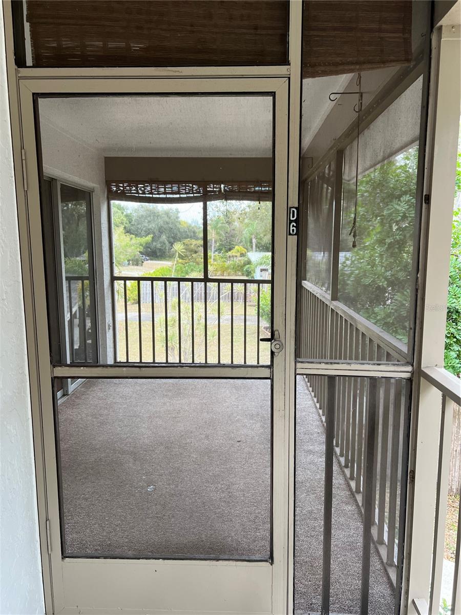 4035 S SCHOOL AVENUE D6