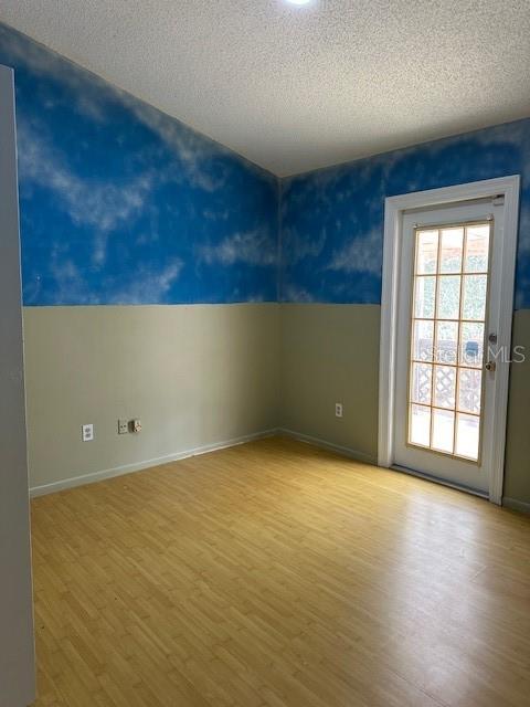 COLONY - Residential Lease