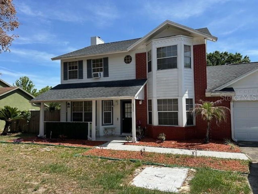 Photo of 6926 Thousand Oaks Road, Orlando, FL 32818 (MLS # S5149789)