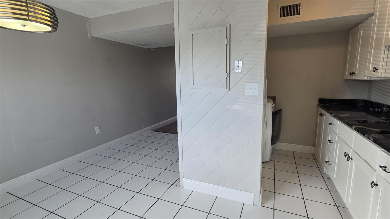 WILLIAMS BURG VILLAGE NORTH CONDO - Residential