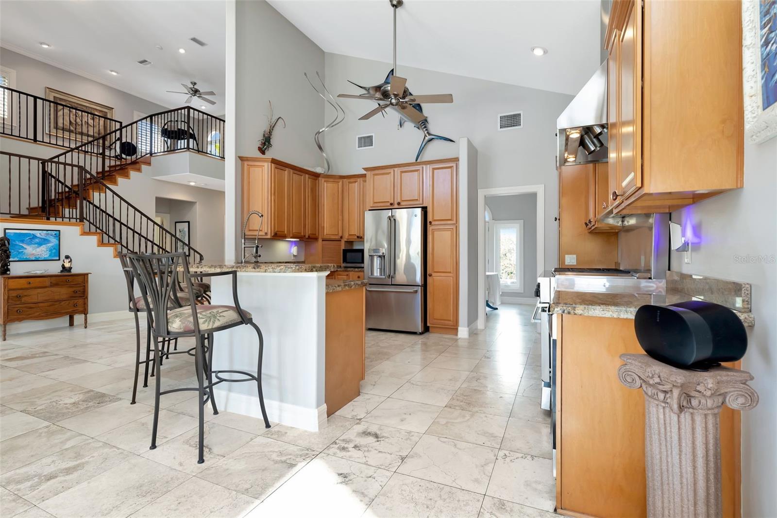 HAWKS HARBOR - Residential