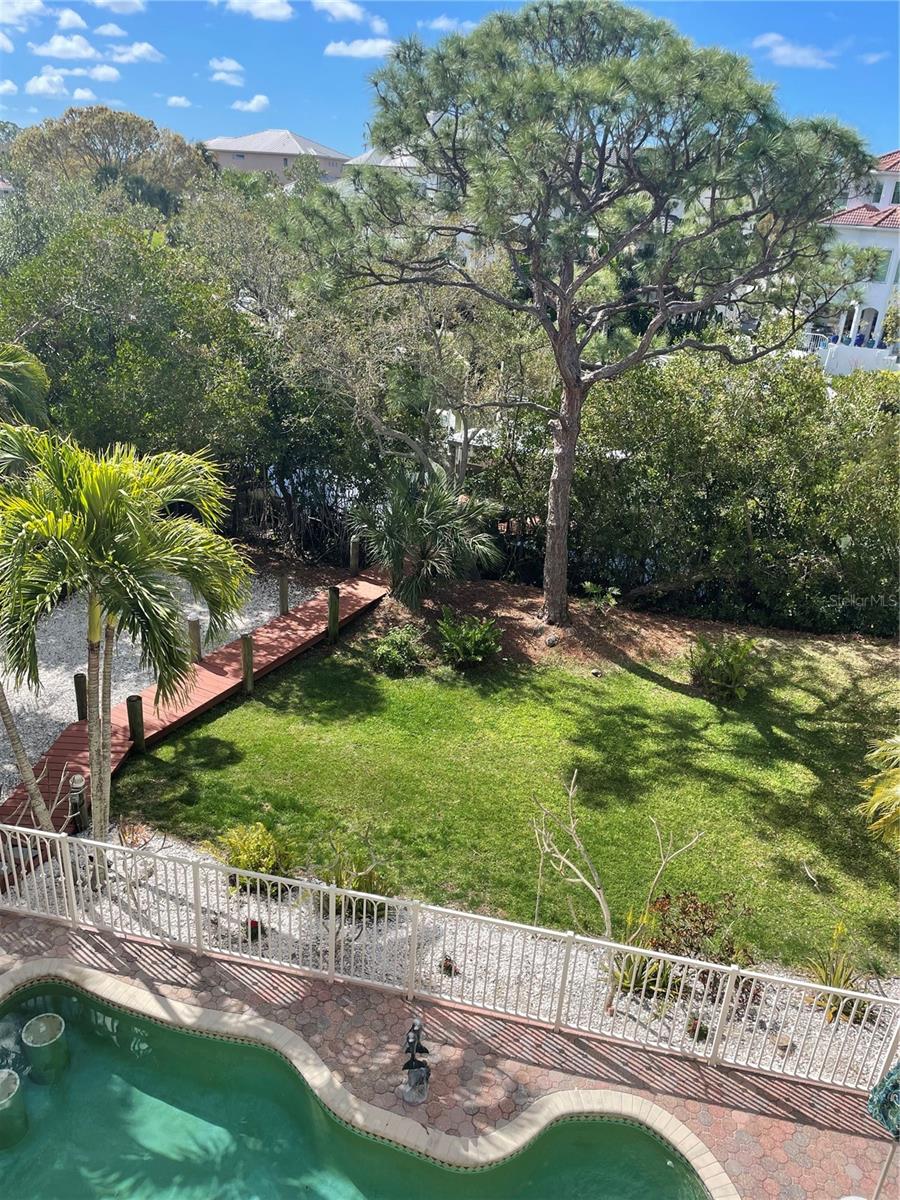 HAWKS HARBOR - Residential