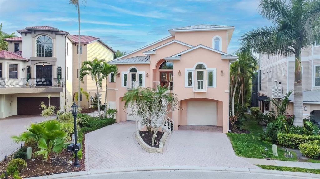 Photo of 1508 Bowlees Cove, Bradenton, FL 34207 (MLS # A4684916)