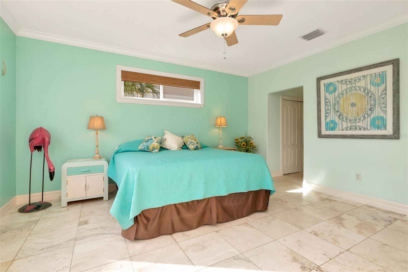 HAWKS HARBOR - Residential