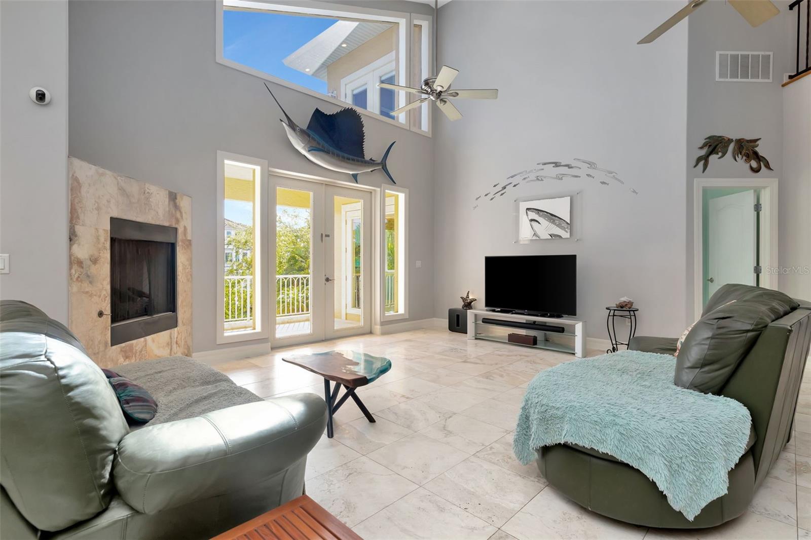 HAWKS HARBOR - Residential