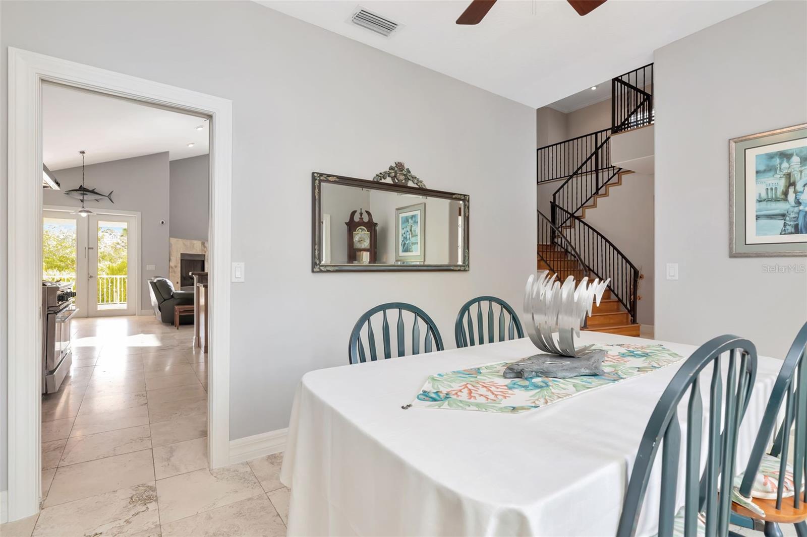 HAWKS HARBOR - Residential