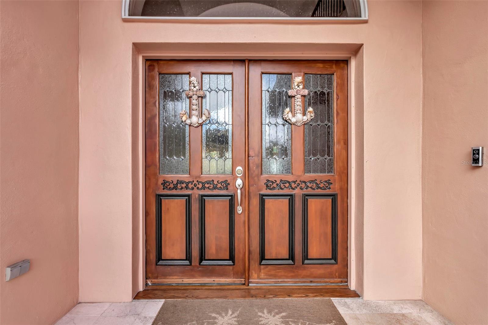 HAWKS HARBOR - Residential