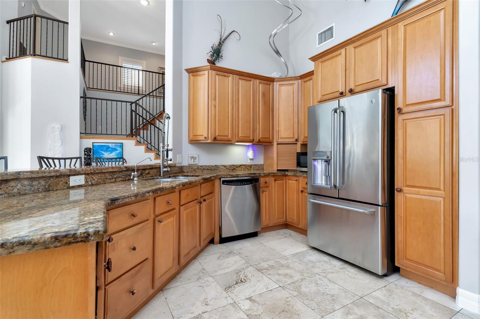 HAWKS HARBOR - Residential