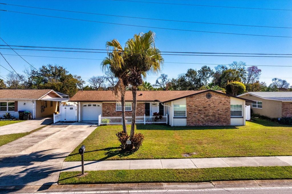 Photo of 6503 Brockbank Drive, Orlando, FL 32809 (MLS # O6378062)