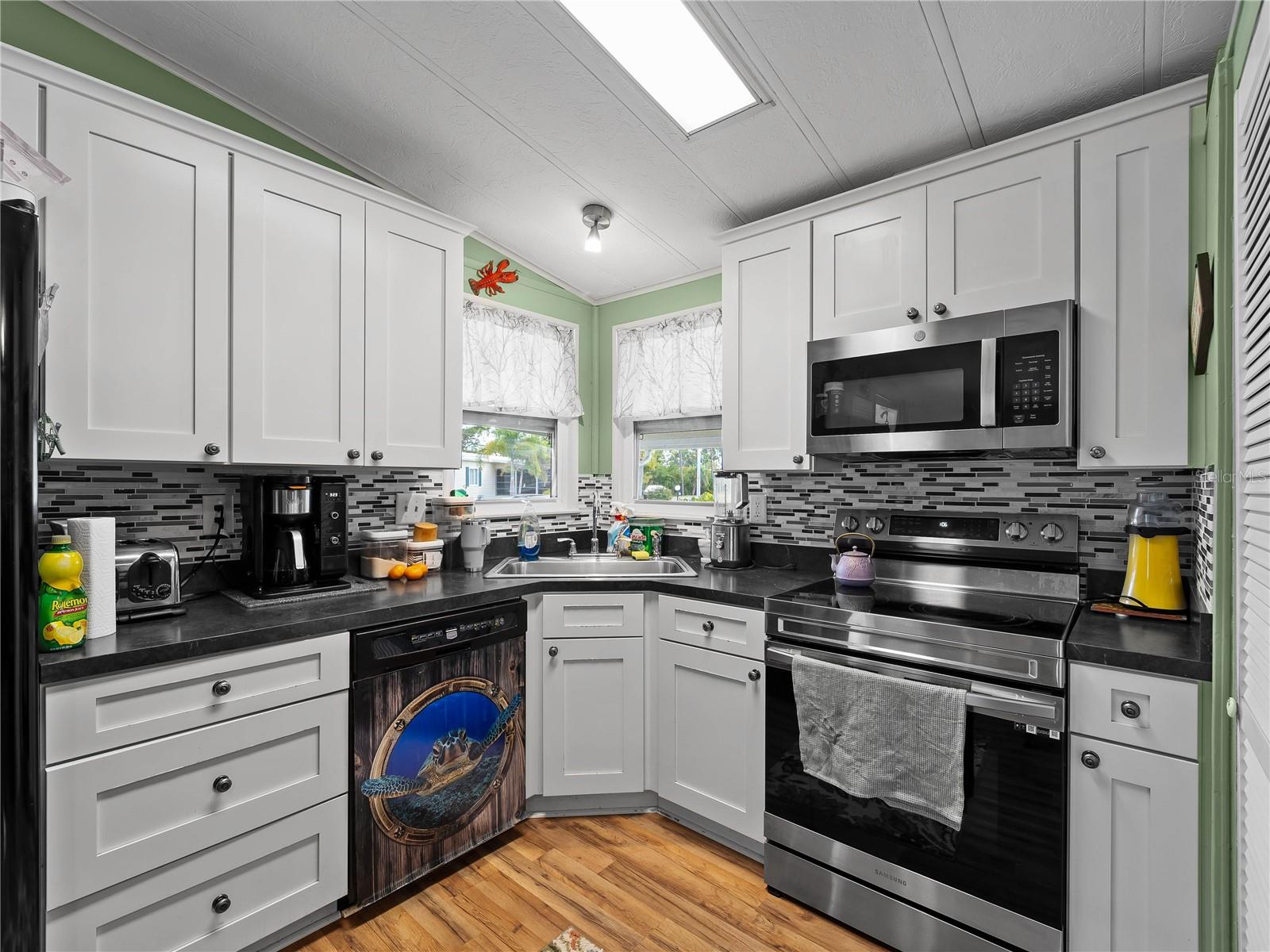 LAZY RIVER MHP - Residential