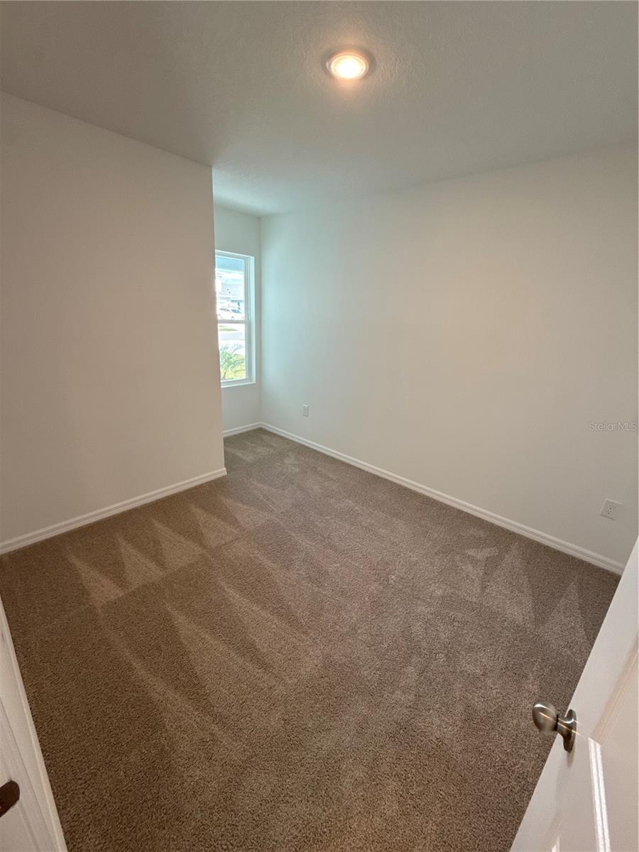 BROADLEAF - Residential