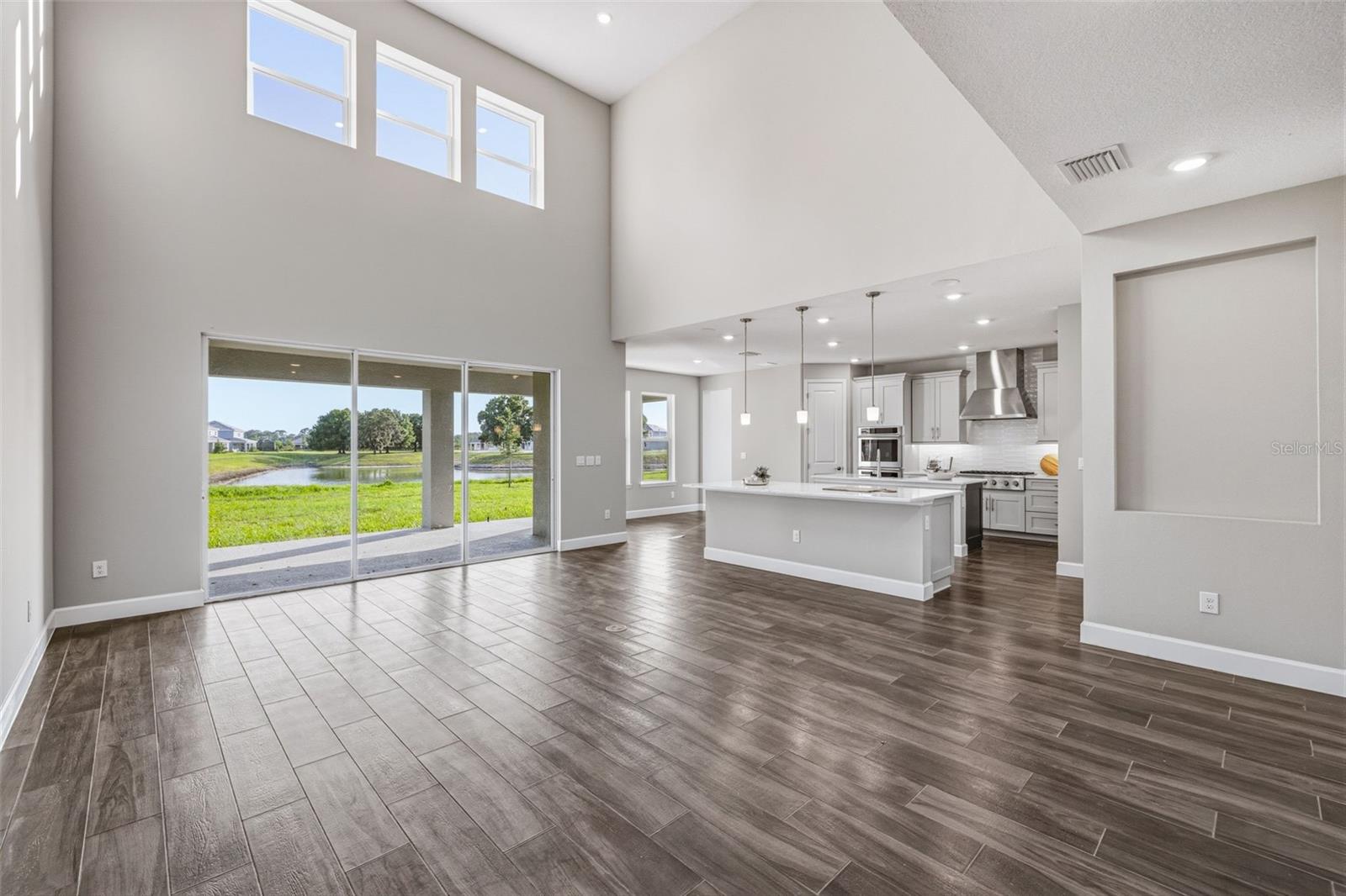 11126 MANOR HOUSE LANE