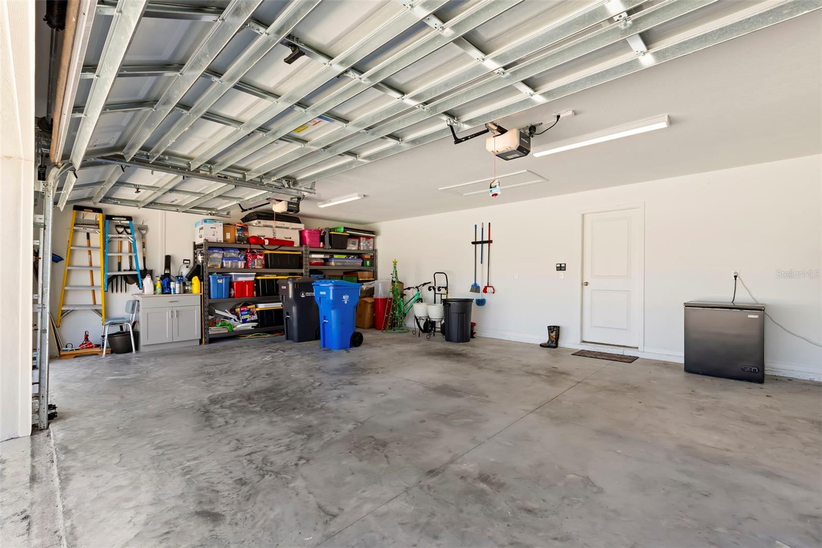 SOUTH FORK TR V PH 2 - Residential