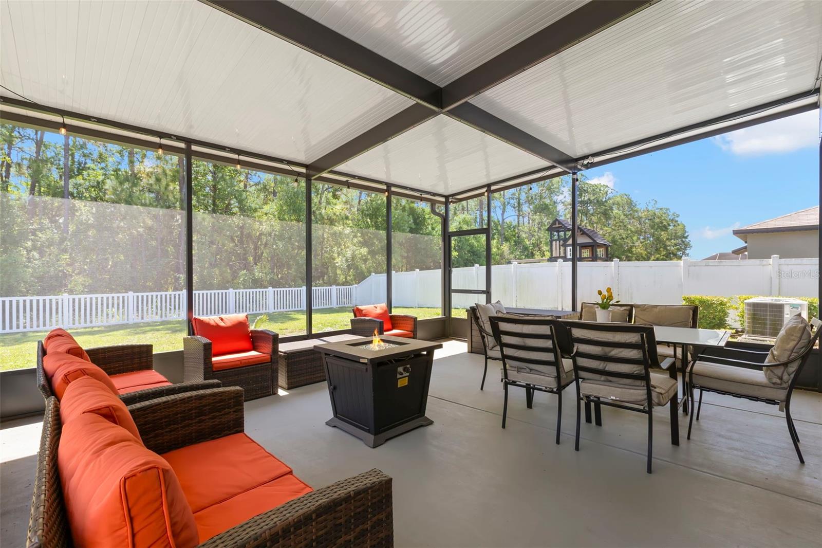 SOUTH FORK TR V PH 2 - Residential