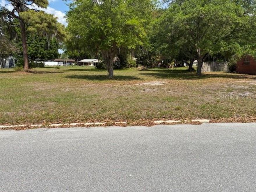 Rare opportunity to own .72 acres of vacant land in an established neighborhood, located just one block outside the City of Auburndale city limits. This corner parcel offers frontage on both Elaine Drive and Lena Vista Blvd, providing excellent access and added flexibility.
Currently a single parcel, the property was originally platted as four separate lots, making it ideal for a homeowner seeking extra space without sacrificing convenience, or for a builder looking to develop four potential homesites.
Enjoy the feel of a well-established area while still having room to create something special. Whether you're envisioning a private retreat or your next investment project, this property offers endless possibilities in a prime location.