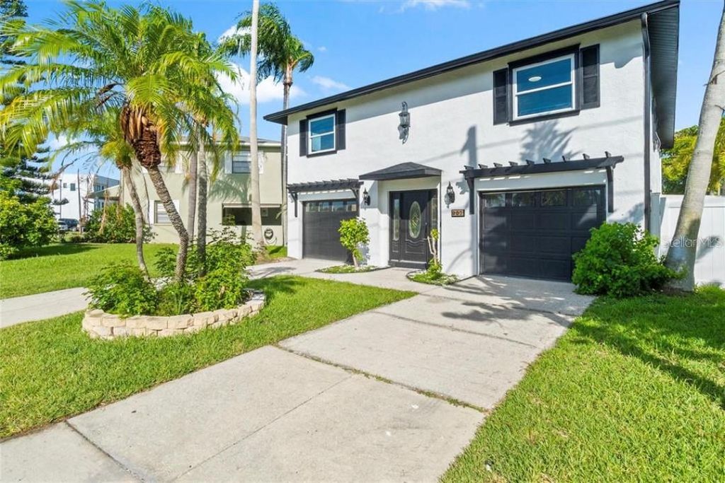 Photo of 307 161st Avenue, Redington Beach, FL 33708 (MLS # TB8422557)