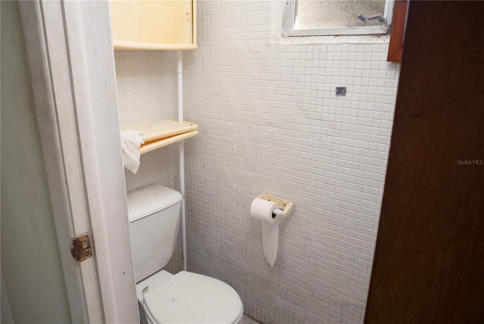 COLONIAL HILLS - Residential