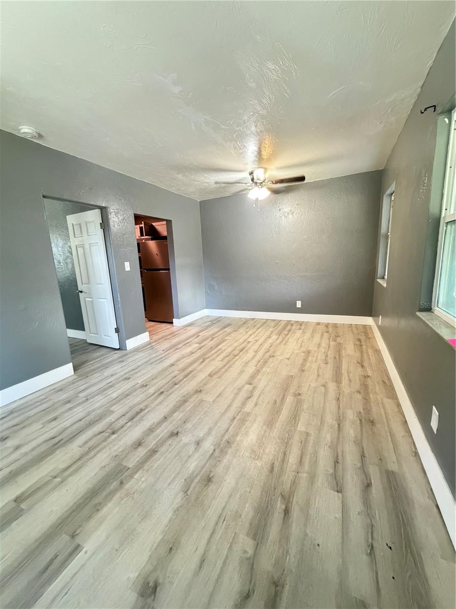 PERRY LT 04 BLK 17 KINGSTON - Residential Lease