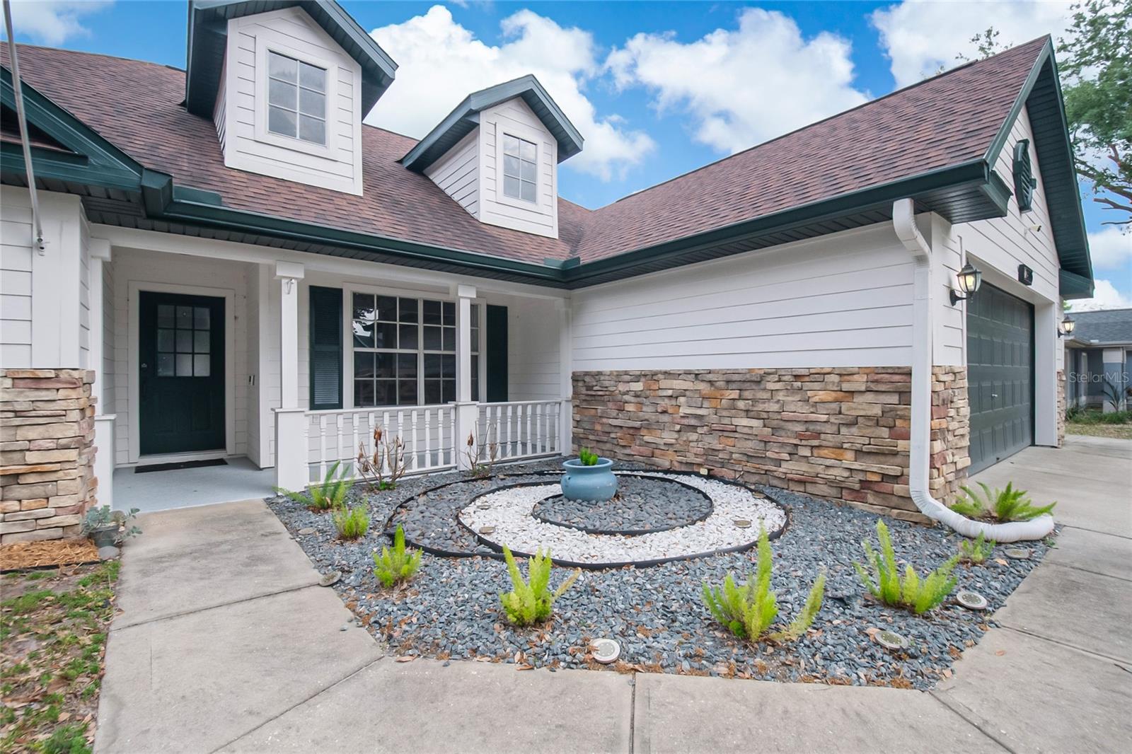 WOODS AT KINGS CREST THE PH 4 - Residential