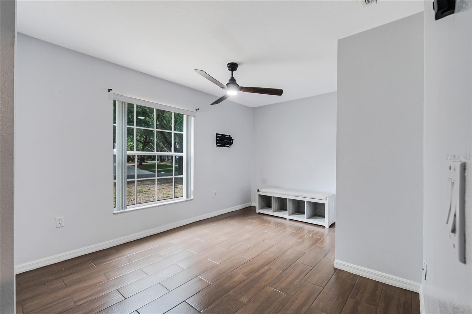 WOODS AT KINGS CREST THE PH 4 - Residential