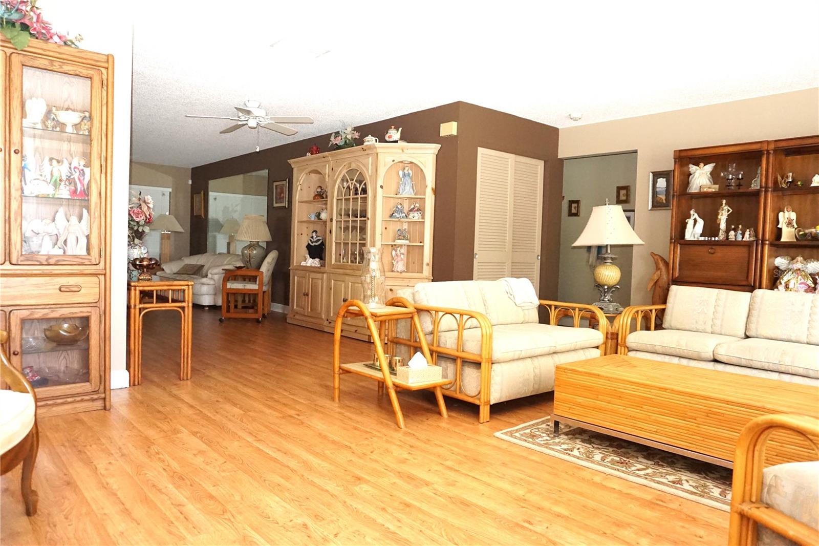 4031 93RD TERRACE N 5