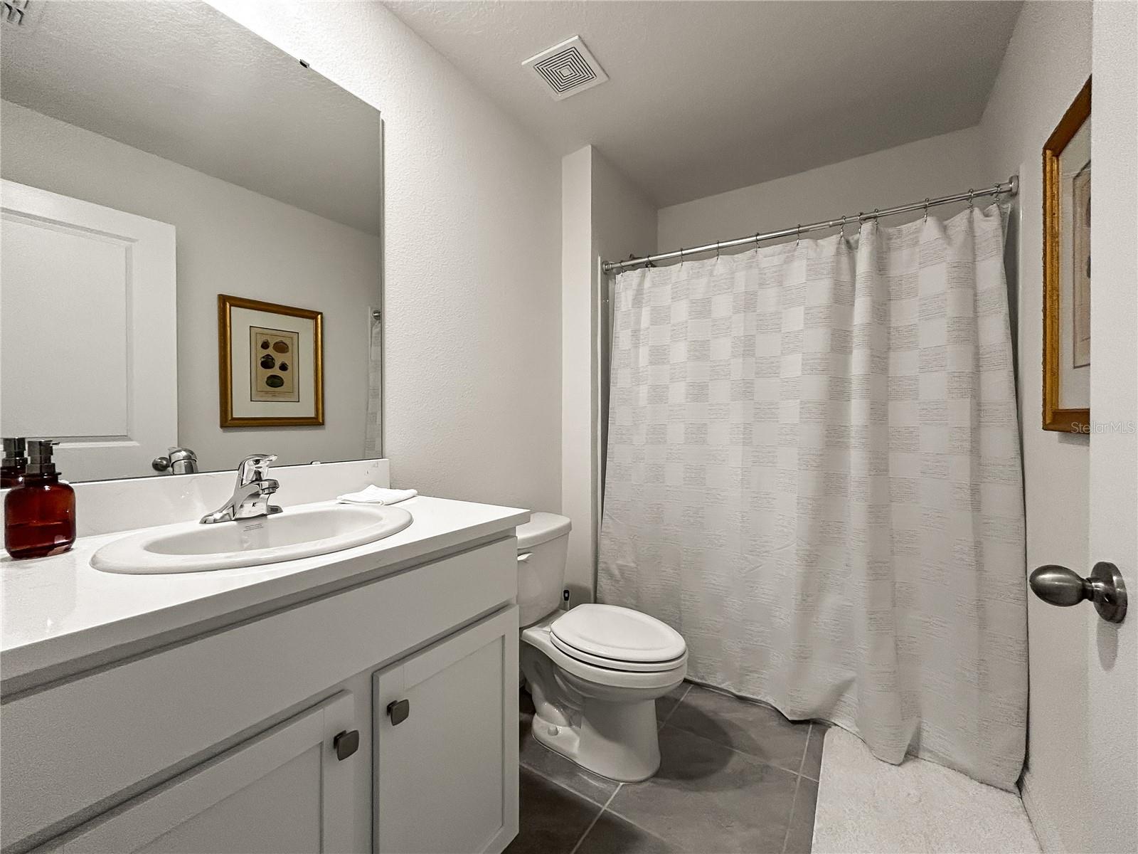 MARION OAKS UN 04 - Residential