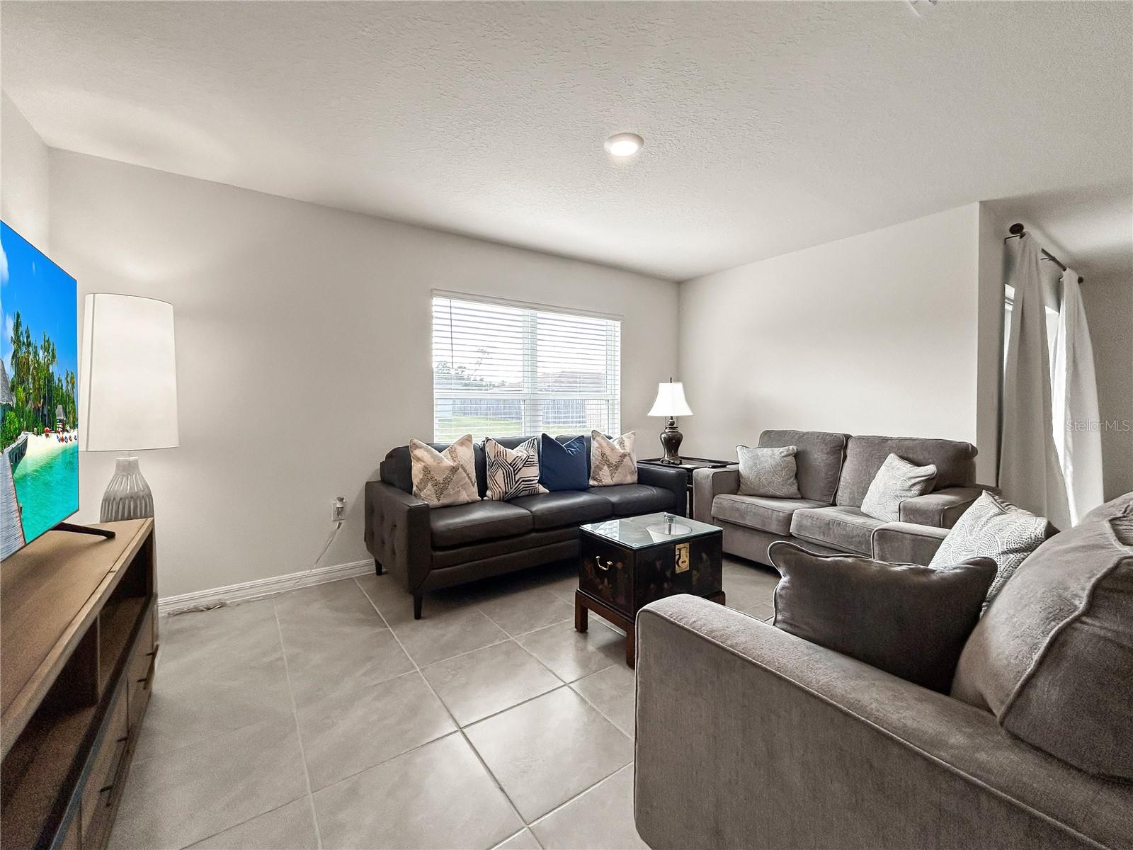 MARION OAKS UN 04 - Residential