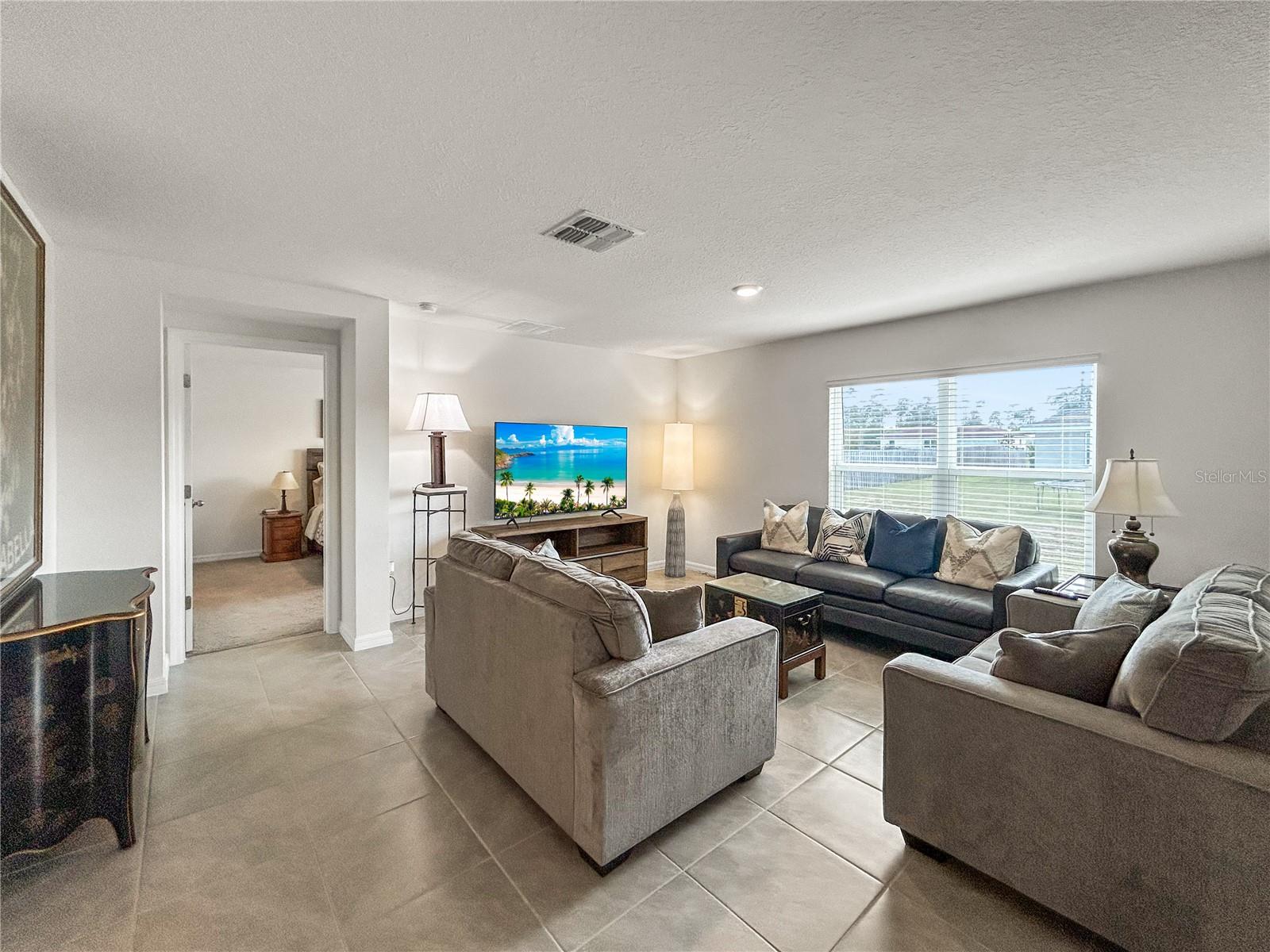 MARION OAKS UN 04 - Residential