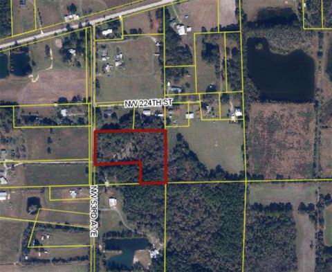 22377 NW 53RD AVENUE LAWTEY FL 32058