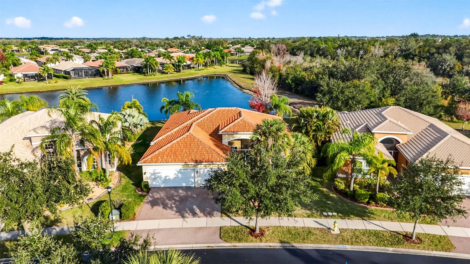 VALENCIA LAKES TR K - Residential