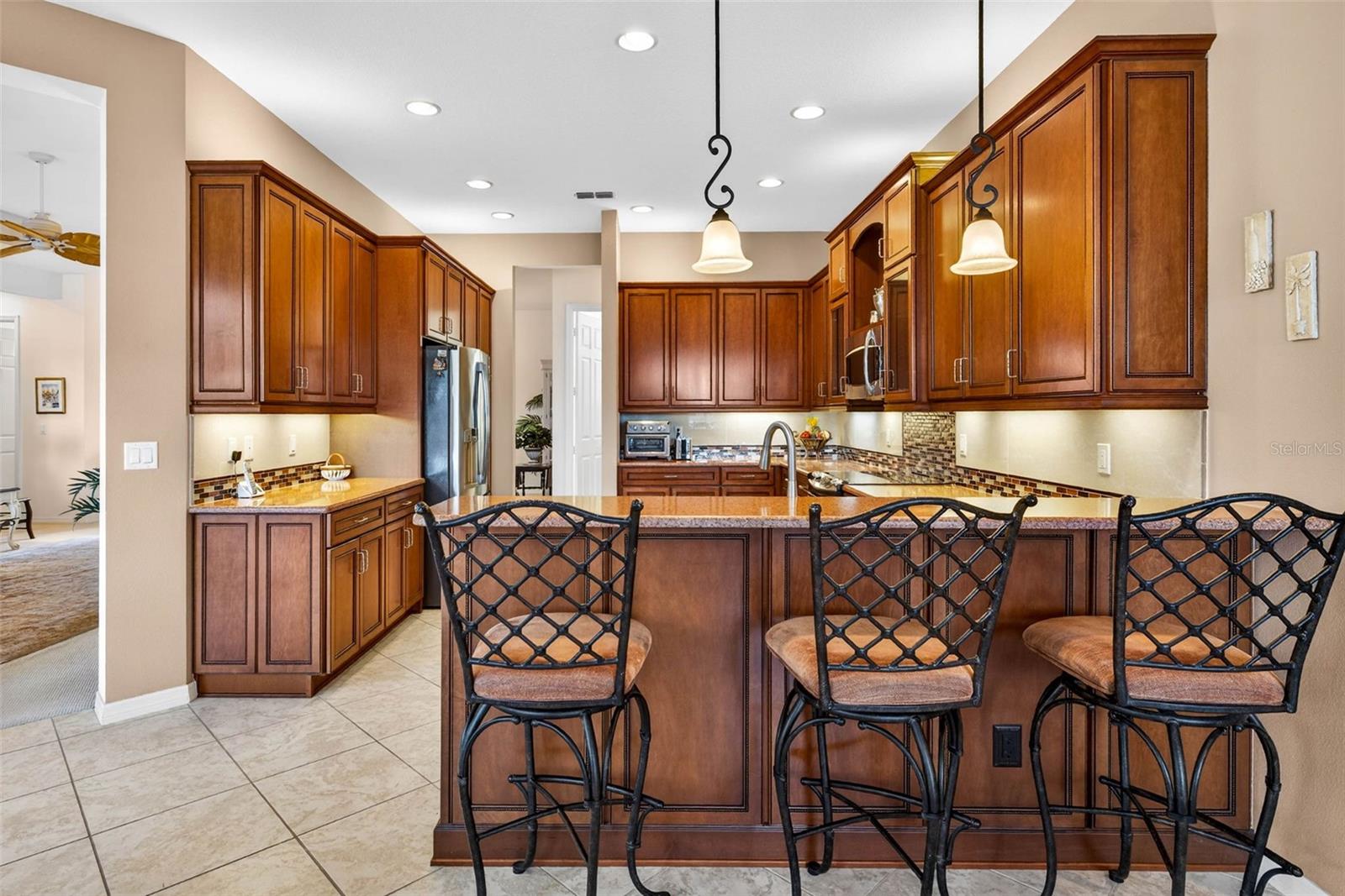 VALENCIA LAKES TR K - Residential