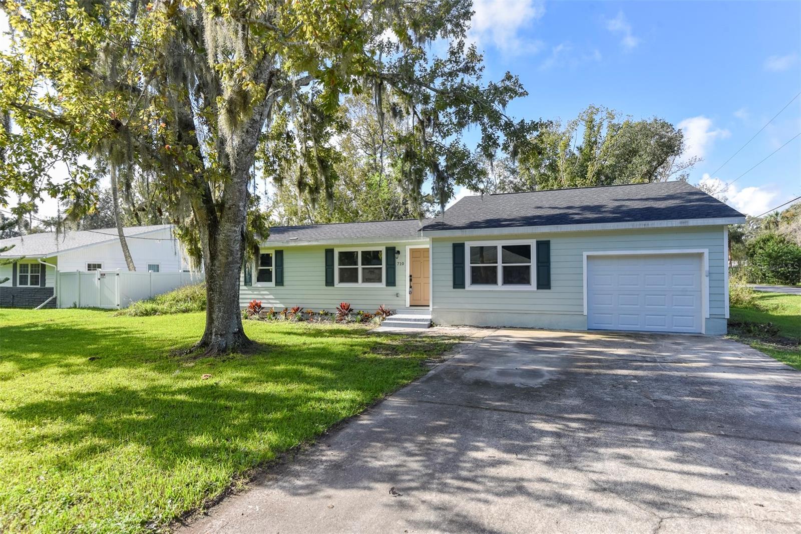 710 CORBIN PARK ROAD