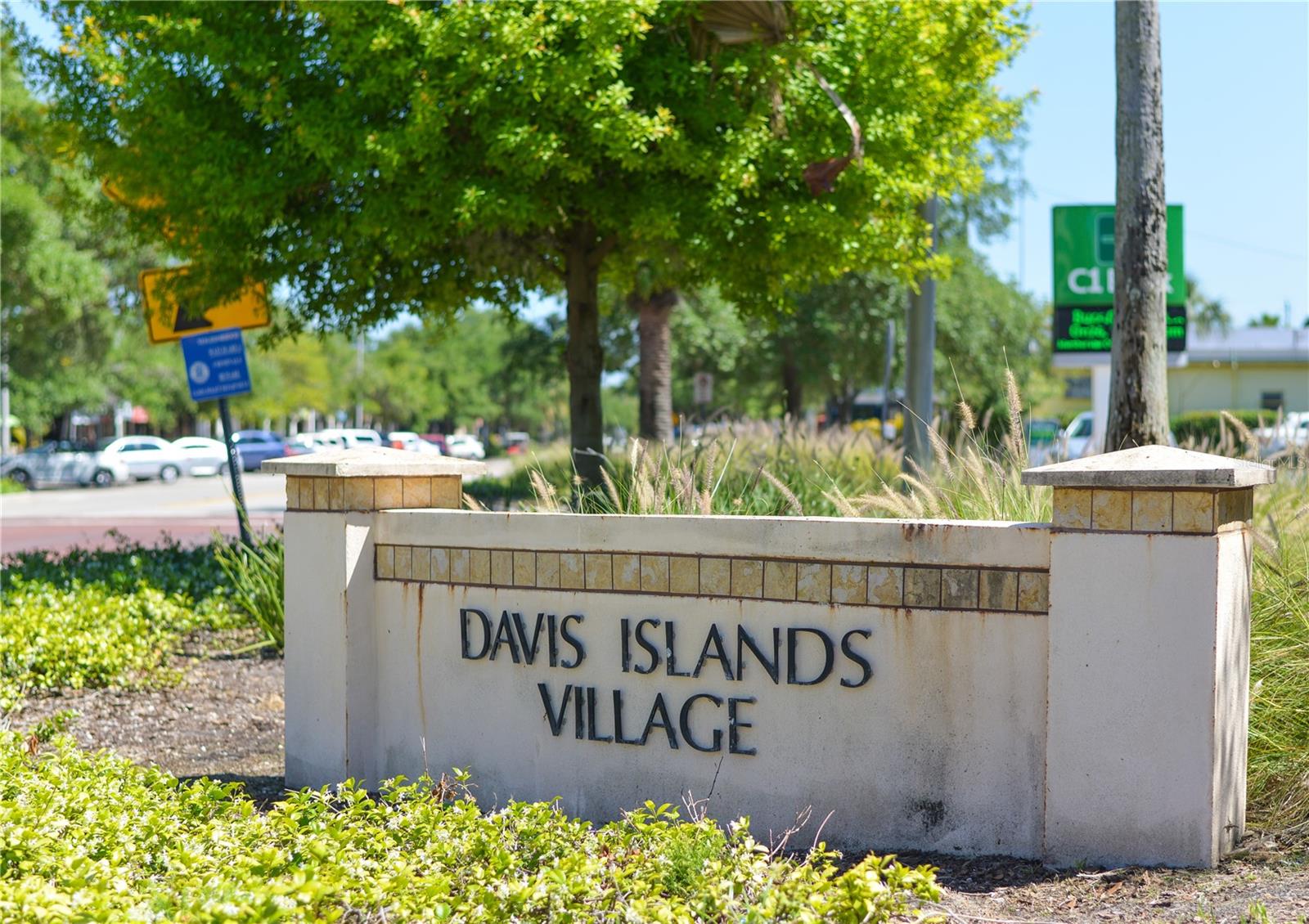 DAVIS ISLANDS REP OF PT O - Residential