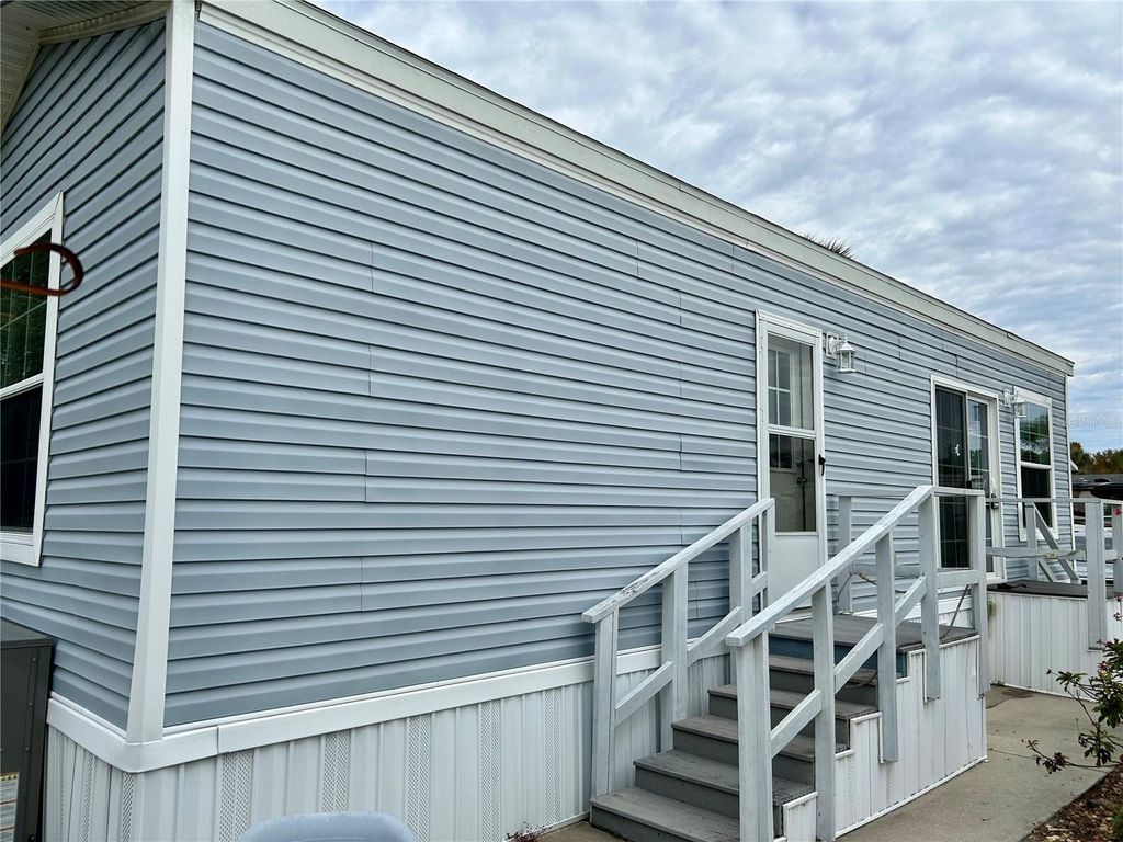 Photo of 4625 W Palm Drive, Bowling Green, FL 33834 (MLS # L4958172)