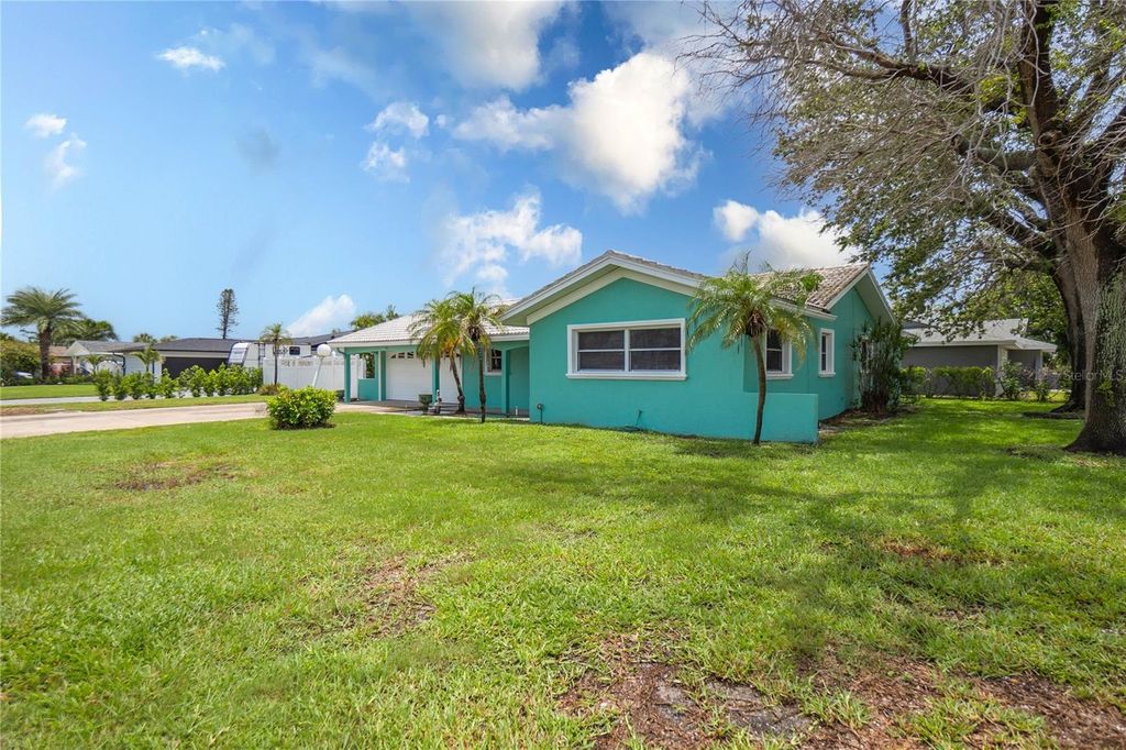 Photo of 505 Capri Boulevard, Treasure Island, FL 33706 (MLS # W7877391)