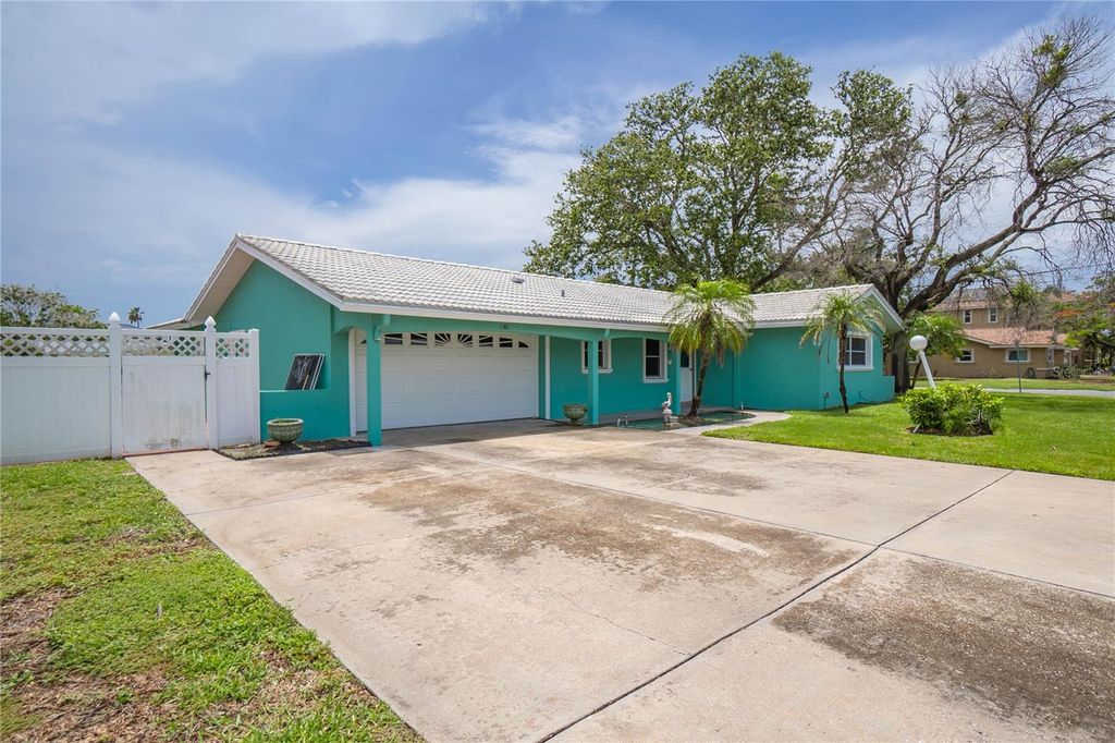 Photo of 505 Capri Boulevard, Treasure Island, FL 33706 (MLS # W7877391)