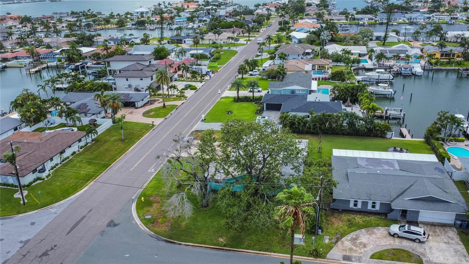 CAPRI ISLE SUB - Residential
