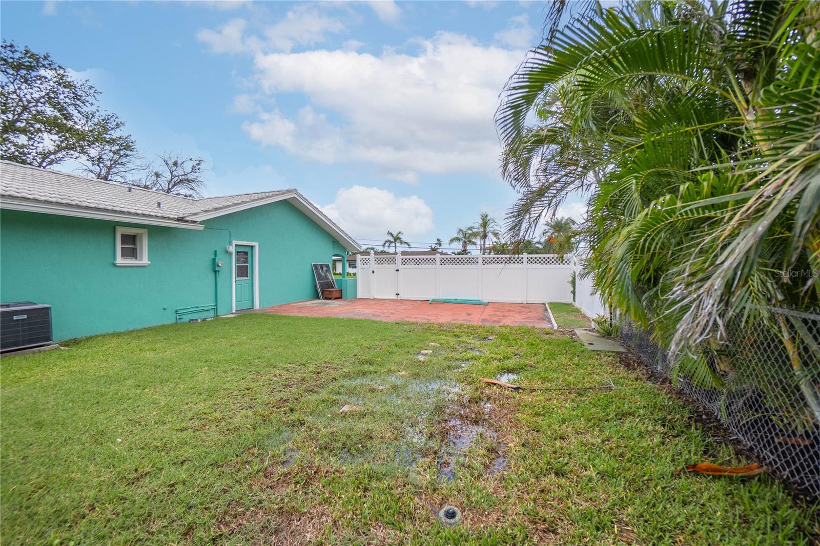 CAPRI ISLE SUB - Residential