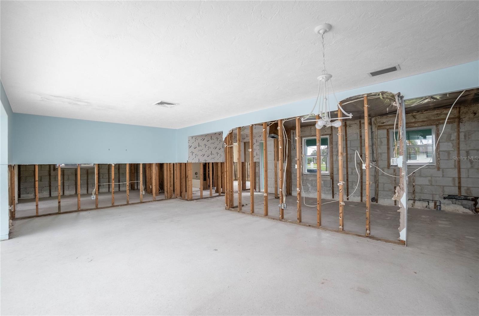 CAPRI ISLE SUB - Residential