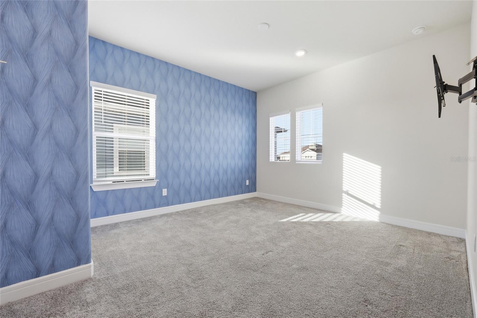 ISLES/LK NONA PH 2 - Residential