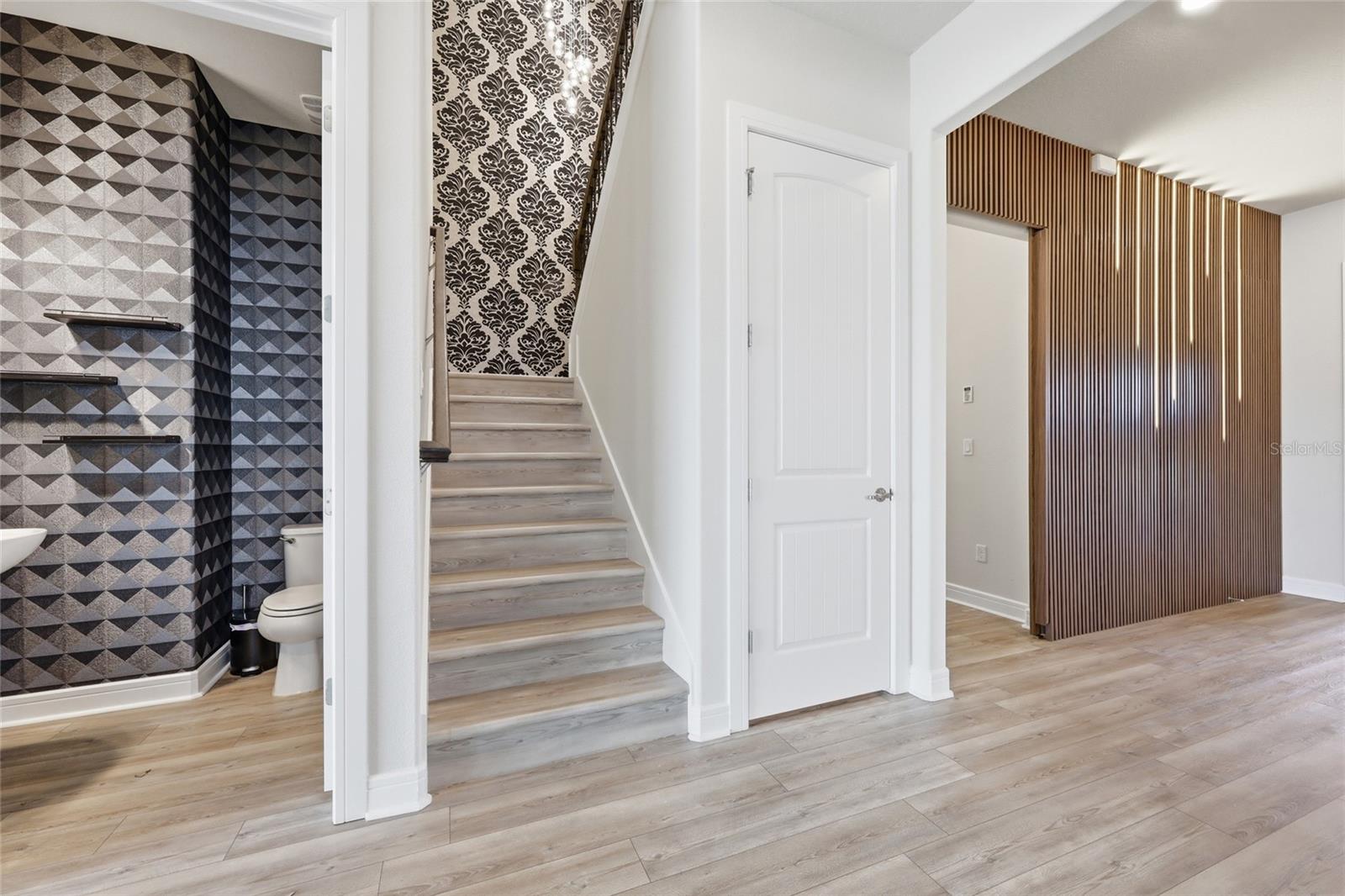 ISLES/LK NONA PH 2 - Residential