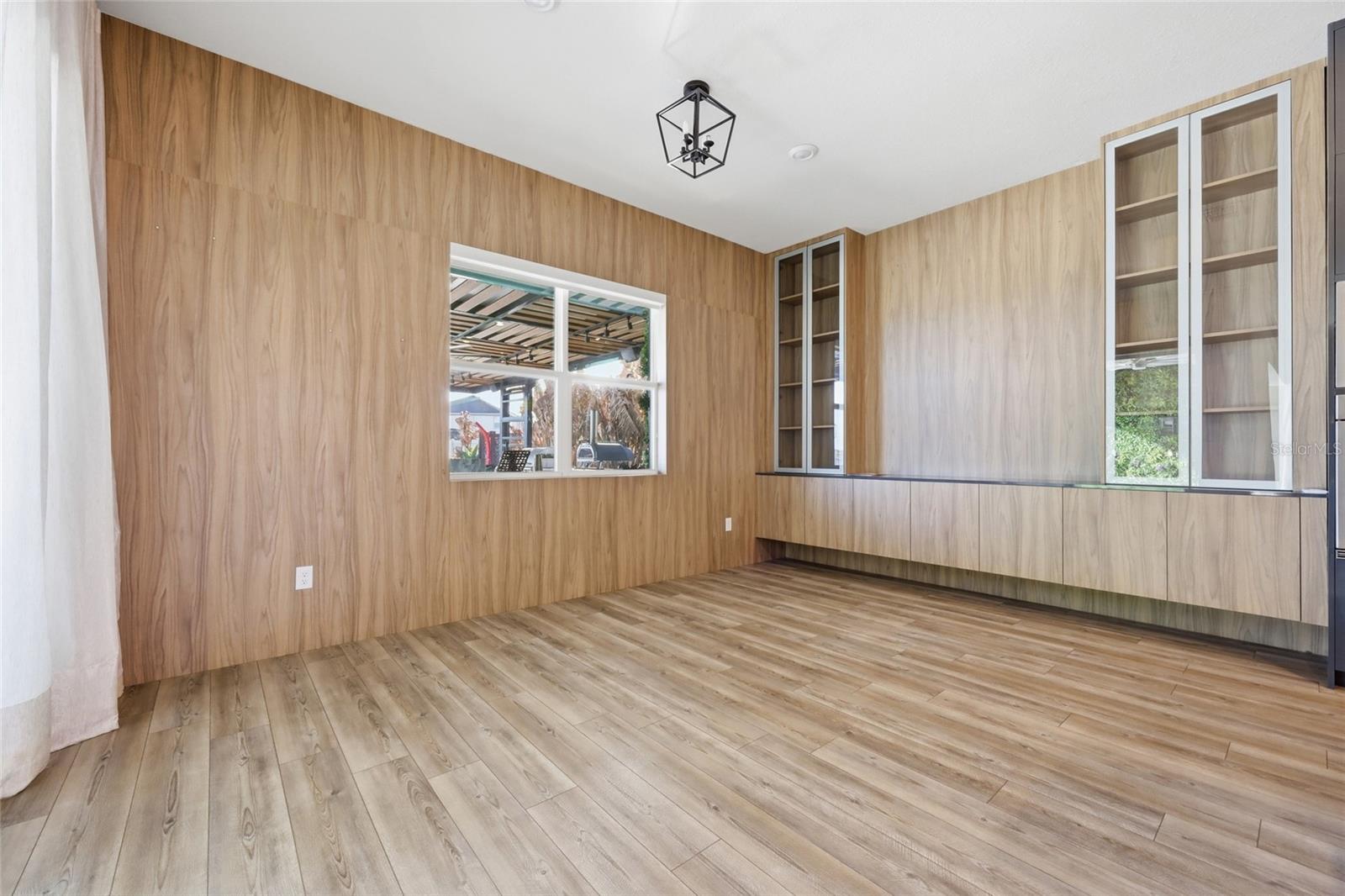 ISLES/LK NONA PH 2 - Residential