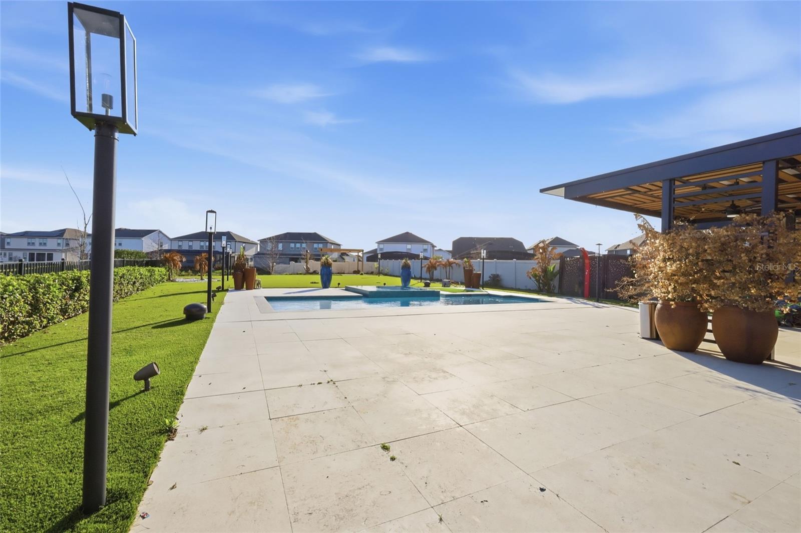 ISLES/LK NONA PH 2 - Residential