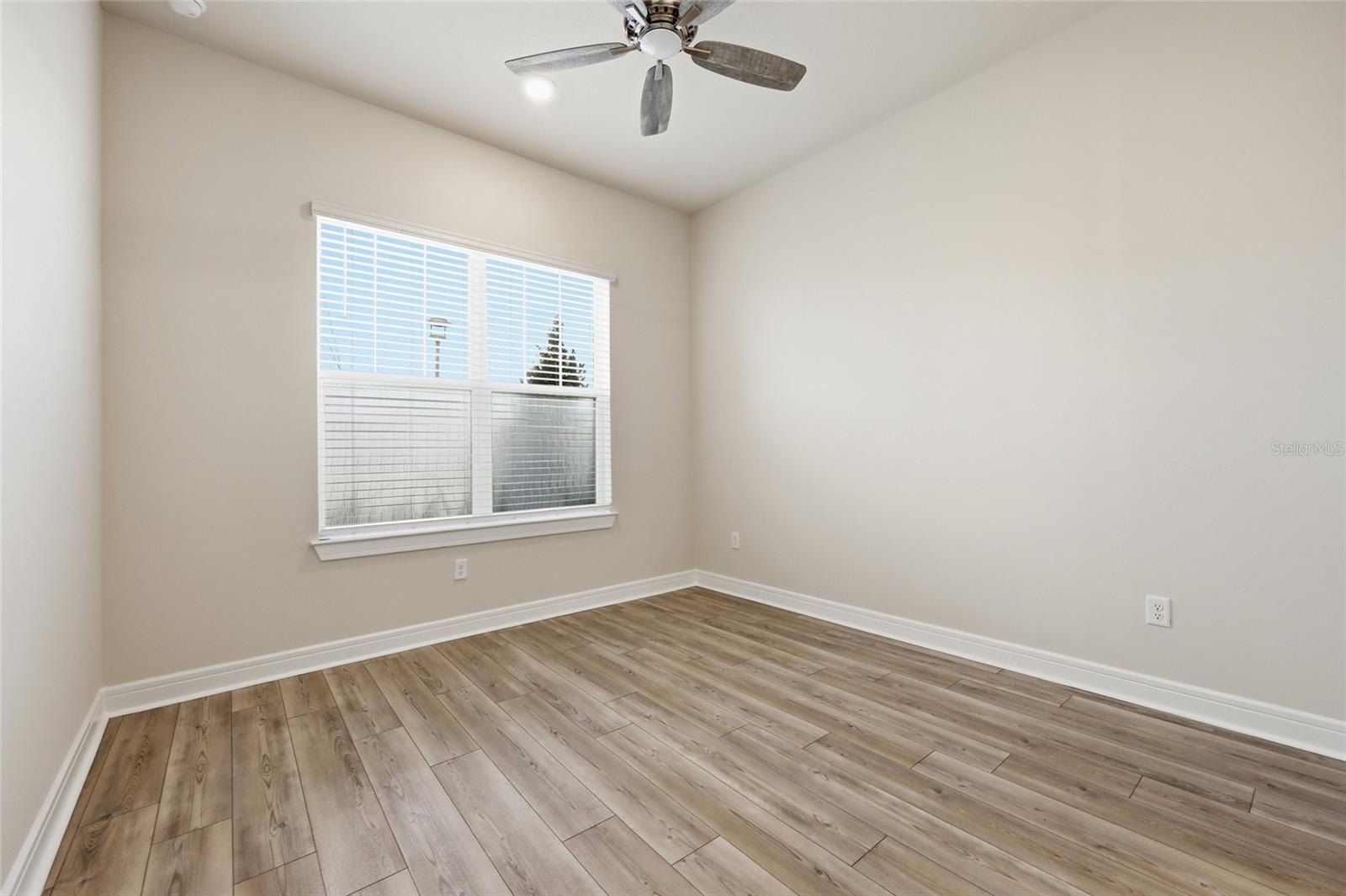 ISLES/LK NONA PH 2 - Residential